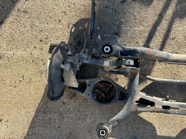 bontott VW PASSAT B6 Hátsó Híd (Tárcsafékes)