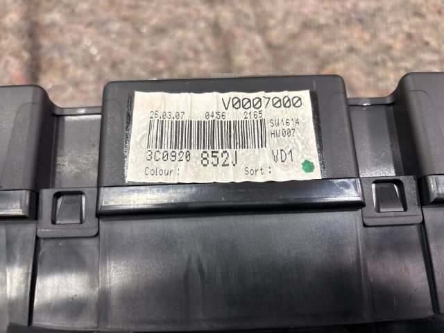 bontott VW PASSAT B6 Kilométeróra