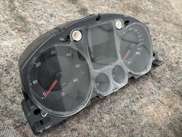 bontott VW PASSAT B6 Kilométeróra