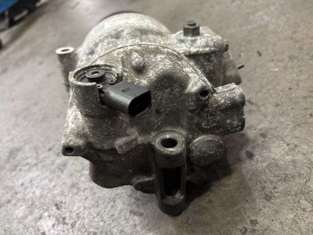 bontott VW PASSAT B6 Klímakompresszor