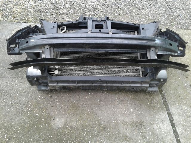 bontott VW PASSAT B6 Komplett Homlokfal (Részeivel)