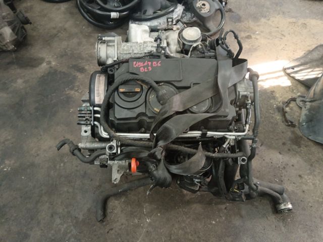 bontott VW PASSAT B6 Komplett Motor (Segédberendezésekkel)
