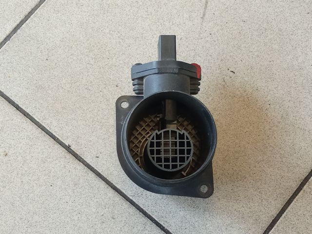 bontott VW PASSAT B6 Légtömegmérő