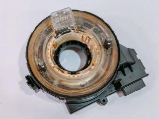 bontott VW PASSAT B6 Motor (Fűzött blokk hengerfejjel)