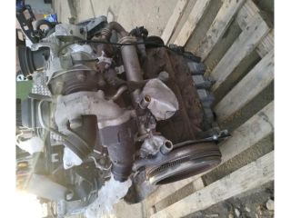 bontott VW PASSAT B6 Motor (Fűzött blokk hengerfejjel)