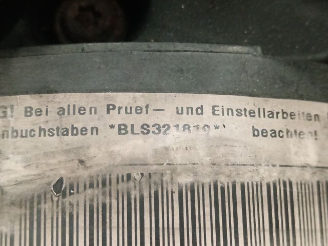 bontott VW PASSAT B6 Motor (Fűzött blokk hengerfejjel)