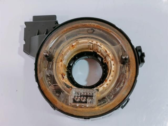 bontott VW PASSAT B6 Motor (Fűzött blokk hengerfejjel)