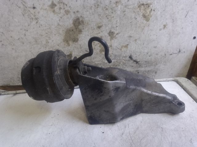 bontott VW PASSAT B6 Motor Tartó Bak (Fém)