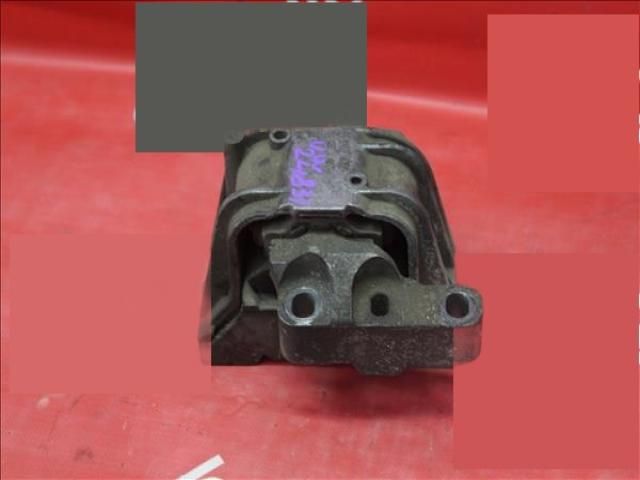 bontott VW PASSAT B6 Motor Tartó Bak (Fém)