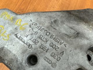 bontott VW PASSAT B6 Motor Tartó Bak (Fém)