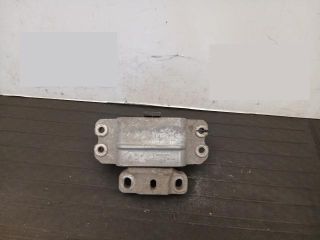 bontott VW PASSAT B6 Motor Tartó Bak (Pozíciófüggetlen)