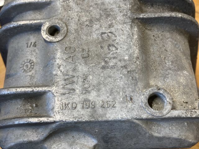 bontott VW PASSAT B6 Motor Tartó Bak (Pozíciófüggetlen)