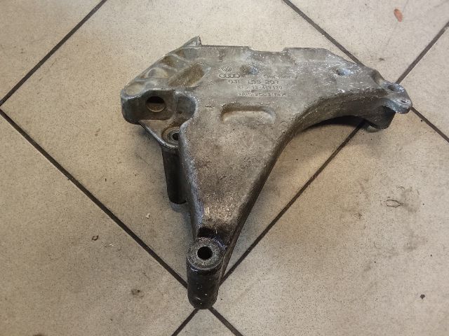 bontott VW PASSAT B6 Motor Tartó Bak (Pozíciófüggetlen)