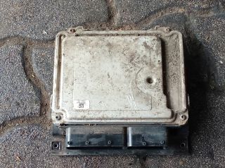 bontott VW PASSAT B6 Motorvezérlő