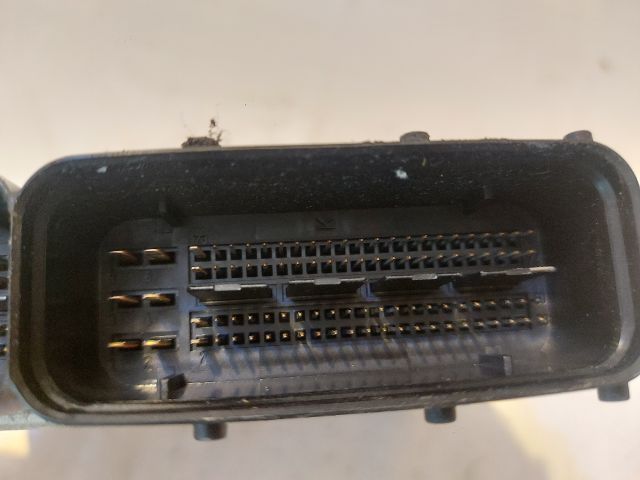 bontott VW PASSAT B6 Motorvezérlő