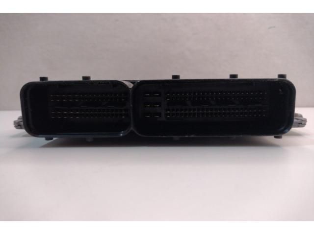 bontott VW PASSAT B6 Motorvezérlő