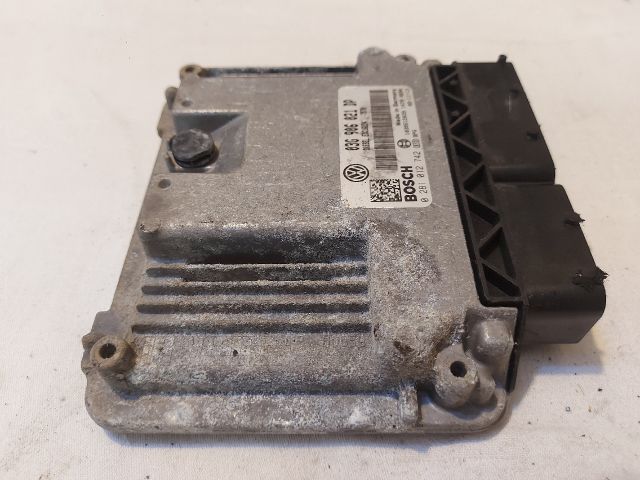 bontott VW PASSAT B6 Motorvezérlő