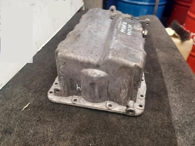 bontott VW PASSAT B6 Olajteknő