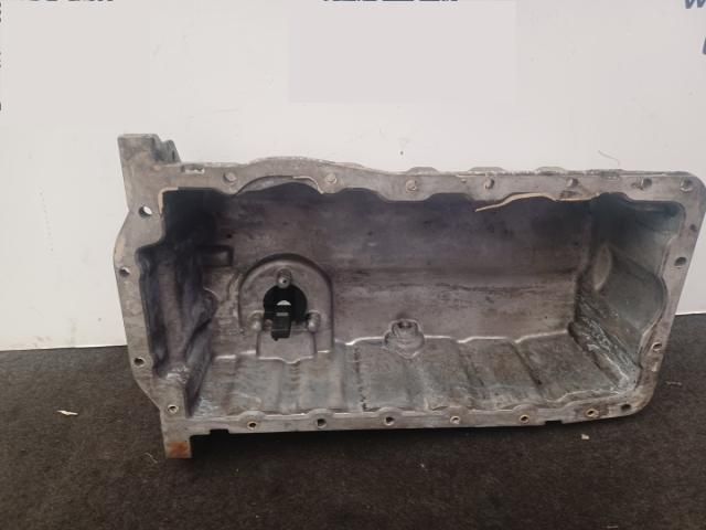 bontott VW PASSAT B6 Olajteknő