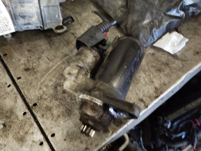 bontott VW PASSAT B6 Önindító