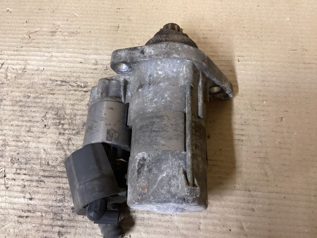 bontott VW PASSAT B6 Önindító