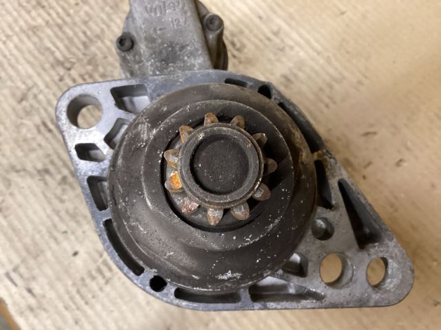 bontott VW PASSAT B6 Önindító