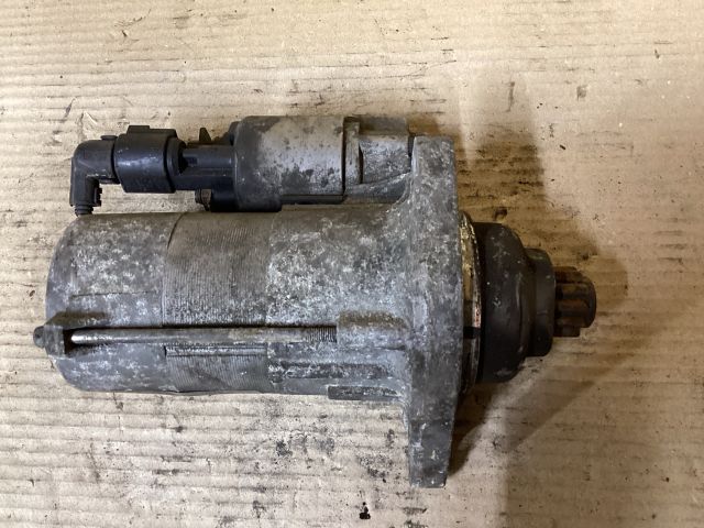 bontott VW PASSAT B6 Önindító