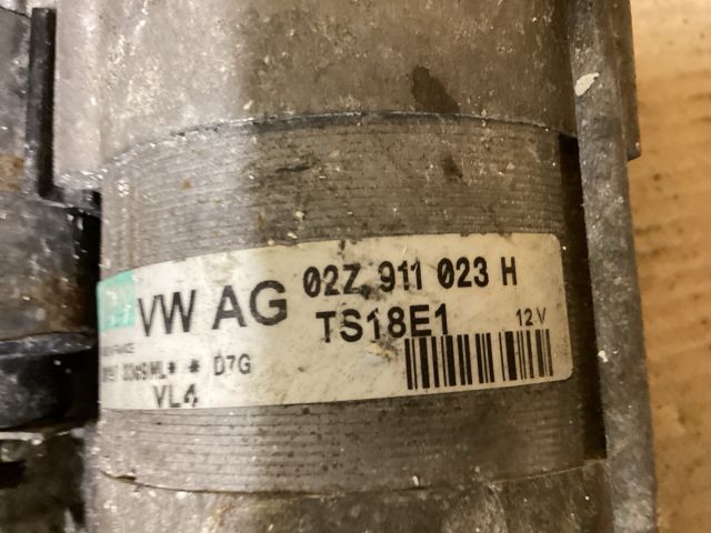 bontott VW PASSAT B6 Önindító