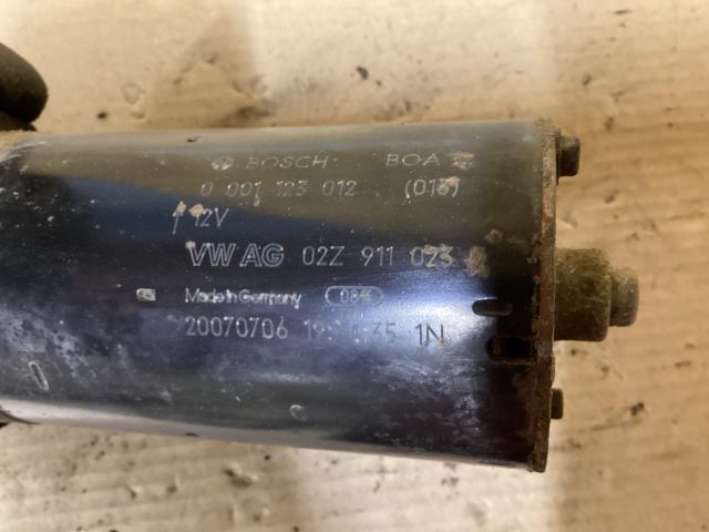 bontott VW PASSAT B6 Önindító