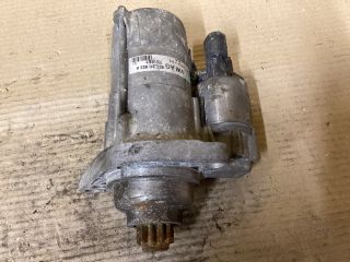 bontott VW PASSAT B6 Önindító