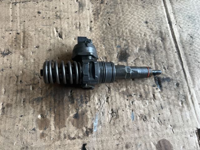 bontott VW PASSAT B6 Porlasztó (1 db)