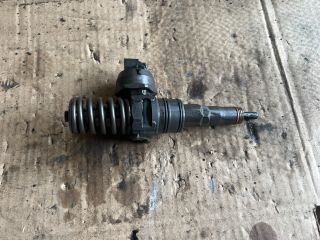 bontott VW PASSAT B6 Porlasztó (1 db)