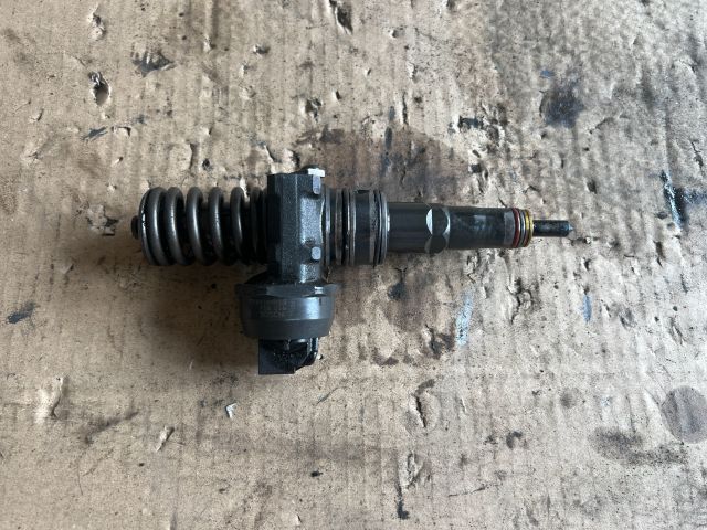 bontott VW PASSAT B6 Porlasztó (1 db)