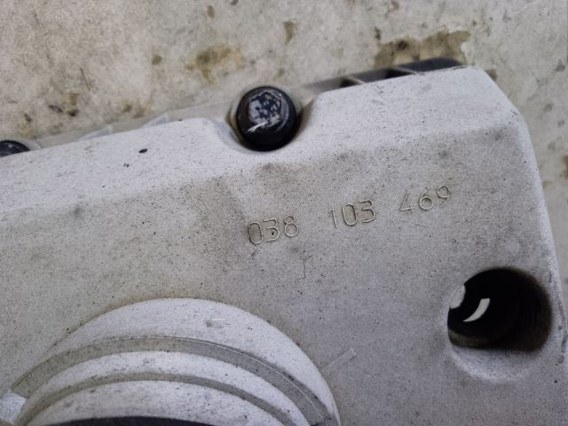 bontott VW PASSAT B6 Szelepfedél