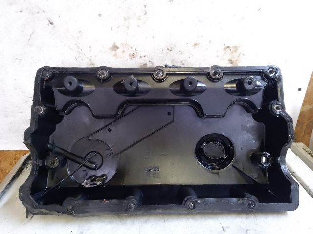 bontott VW PASSAT B6 Szelepfedél