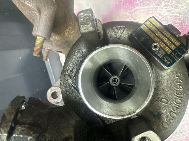 bontott VW PASSAT B6 Turbó