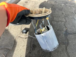 bontott VW PASSAT B6 Üzemanyag Szivattyú