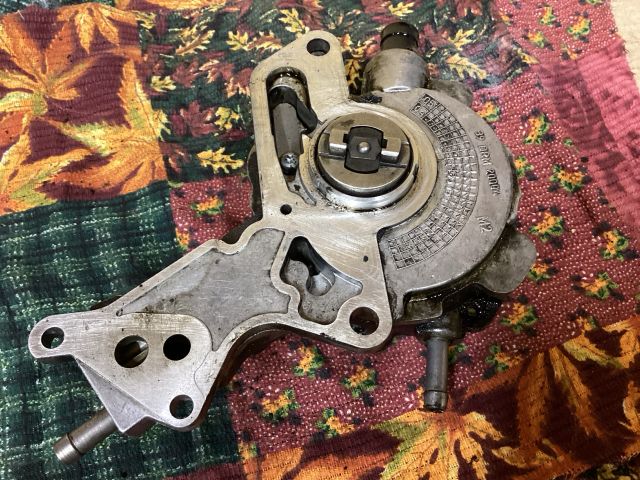 bontott VW PASSAT B6 Vákumpumpa