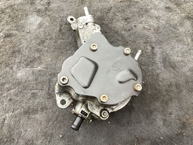 bontott VW PASSAT B6 Vákumpumpa