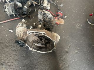 bontott VW PASSAT B6 Váltó (Mechanikus)