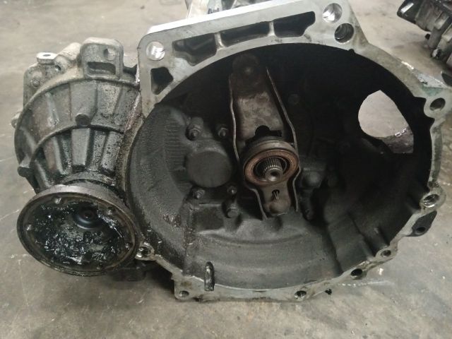 bontott VW PASSAT B6 Váltó (Mechanikus)