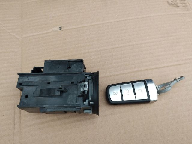 bontott VW PASSAT B6 Gyújtáskapcsoló Házzal