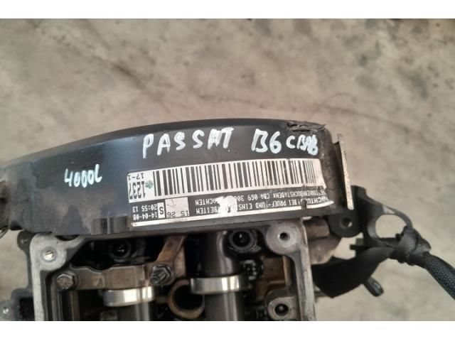 bontott VW PASSAT B6 Motor (Fűzött blokk hengerfejjel)
