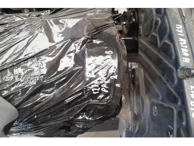 bontott VW PASSAT B6 Motor (Fűzött blokk hengerfejjel)