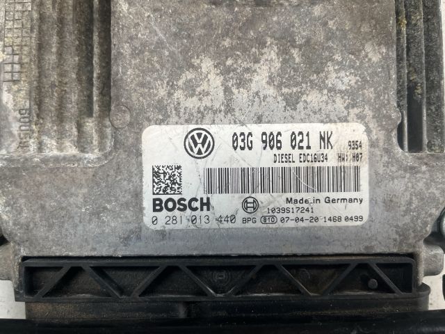 bontott VW PASSAT B6 Motorvezérlő