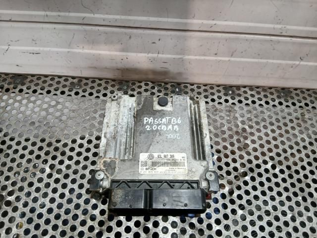 bontott VW PASSAT B6 Motorvezérlő