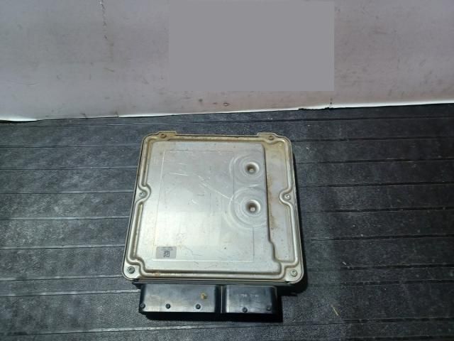 bontott VW PASSAT B6 Motorvezérlő