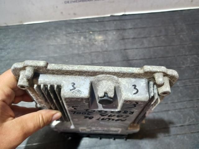 bontott VW PASSAT B6 Motorvezérlő