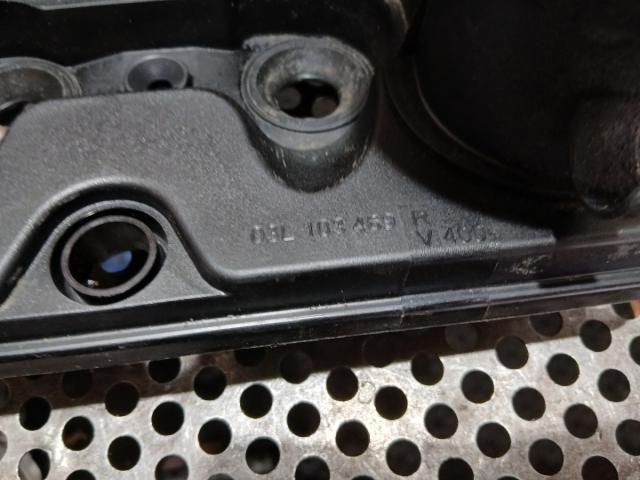 bontott VW PASSAT B6 Szelepfedél