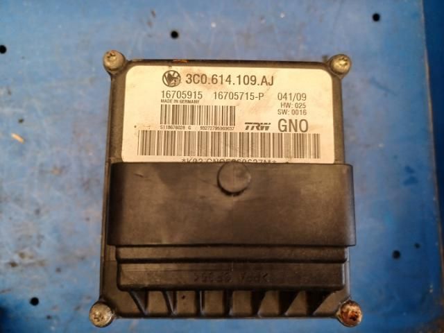 bontott VW PASSAT B6 ABS Kocka